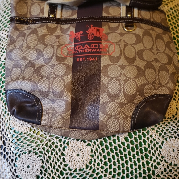 Designer Purses - Picture 16 of 16